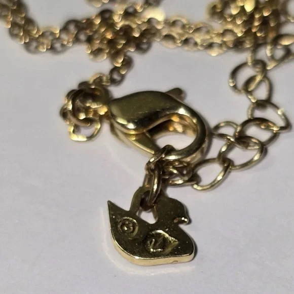 Swarovski Butterfly Gold Charm Necklace Swarovski Crystals 17in Adjustable - Picture 7 of 8